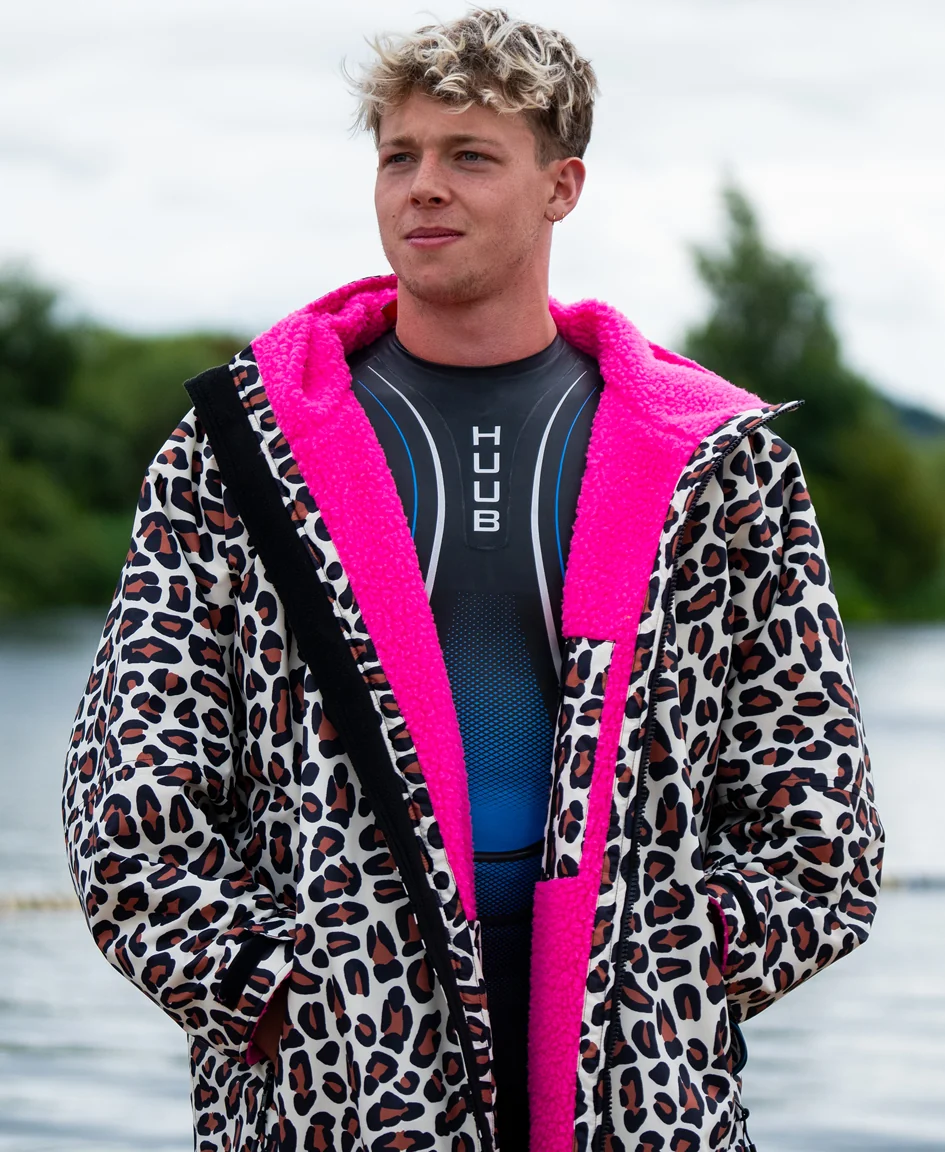 HUUB Changing Robe - Leopard Print / Pink - Image 4