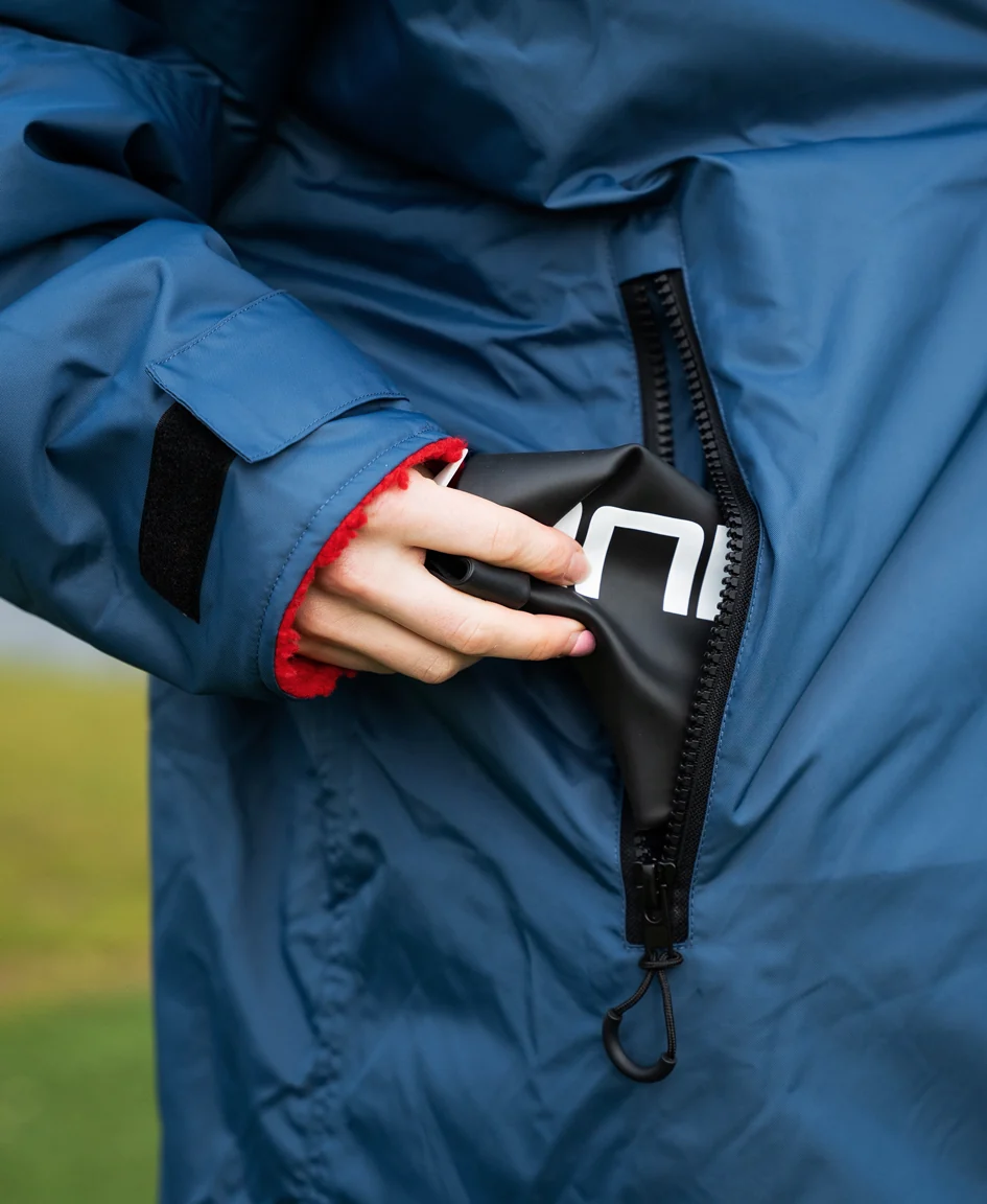 HUUB Changing Robe - Size XS/Junior - Image 9