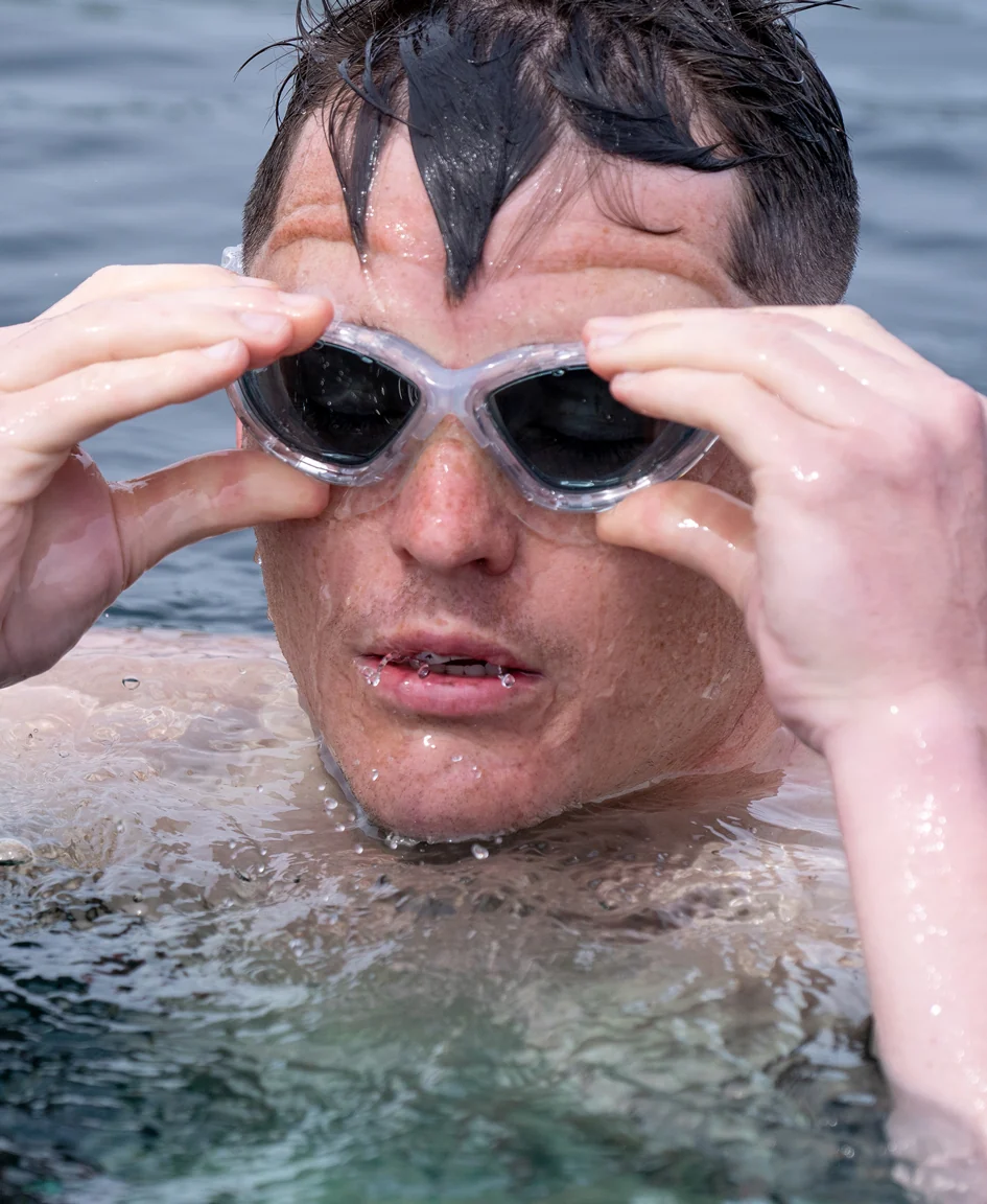 Manta Ray Open Water Swim Goggle - Smoke Mirror - Image 3