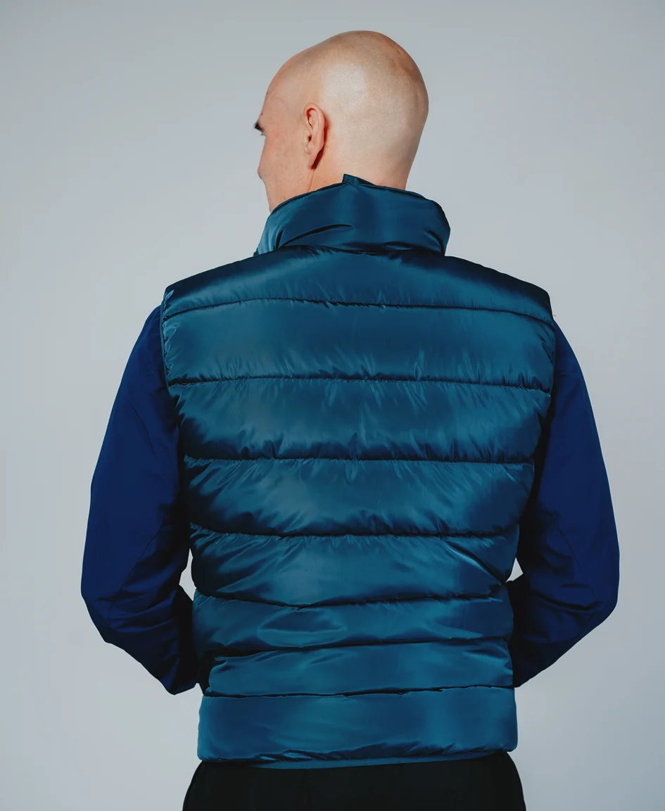 Peak Quilted Gilet Navy - Men's - Image 4
